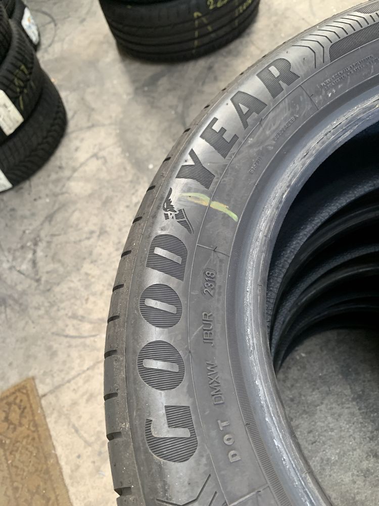 205/60/16 goodyar michelin