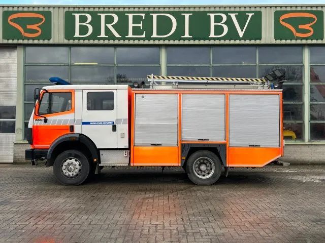 Mercedes-Benz 1222  4x4 Masina de pompieri anul 1992
