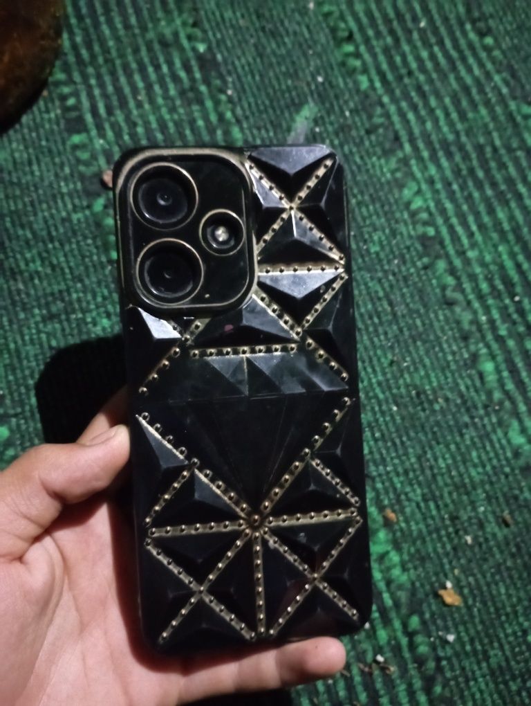 Infinix hot 30i juda zur narxi 830 min kelishamz