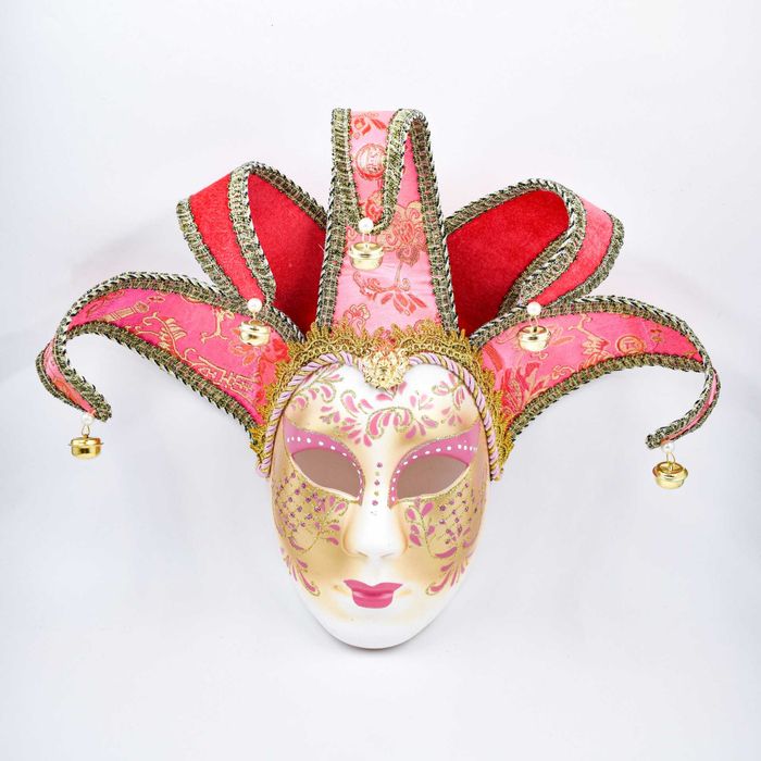Венецианская маска для лица