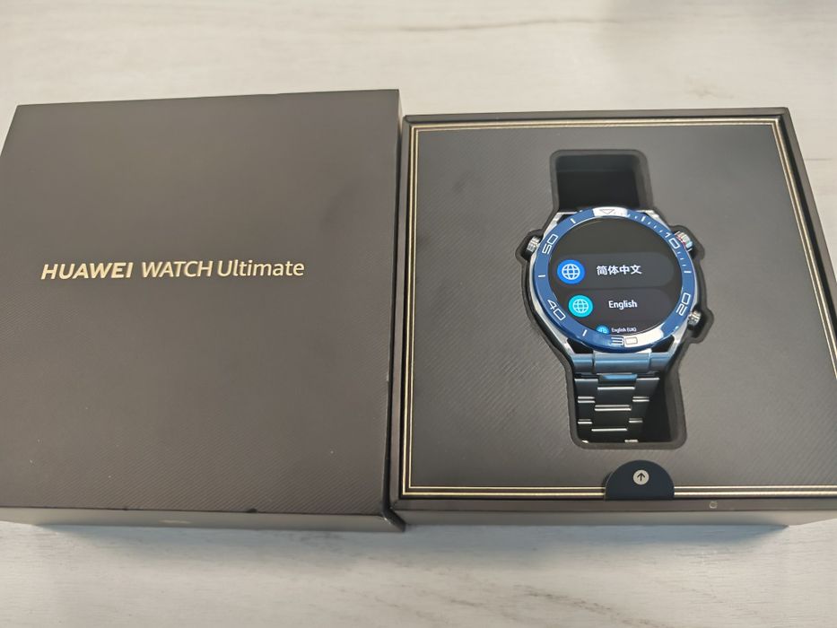 Като нов Huawei Watch Ultimate Blue Voyage Гаранция