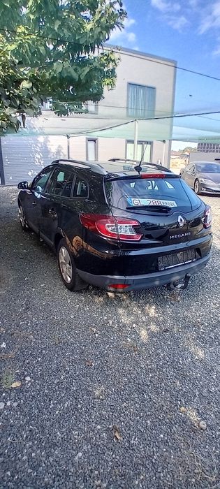 Renault megan 3  1.5 dci Km REALI se trec pe factura Carte service Ren