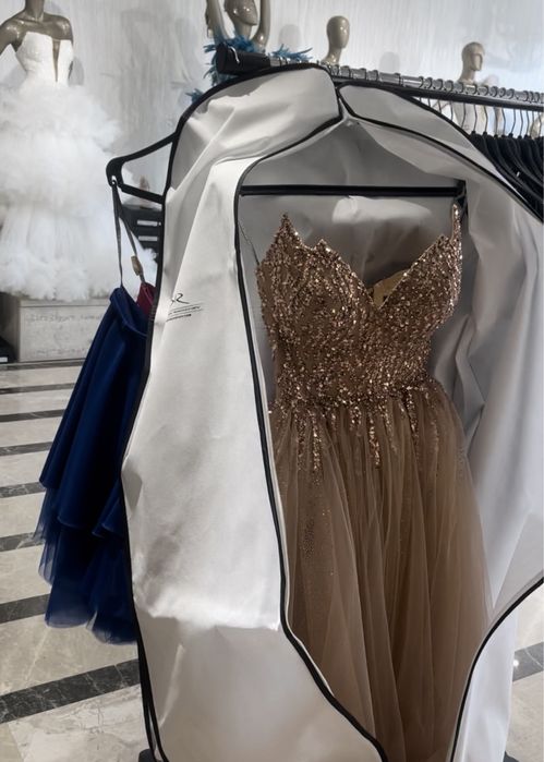 Официална рокля Стоян Радичев