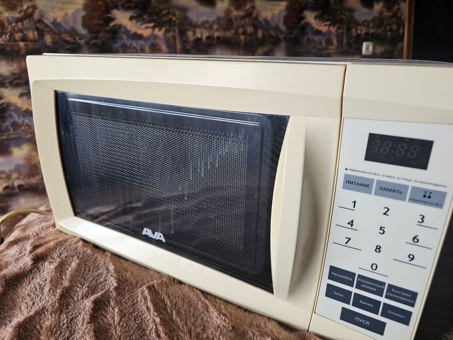 Продам микроволновку.