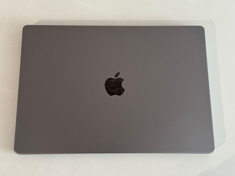 Macbook M1 Pro 16