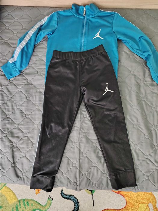 Екип на Jordan Nike