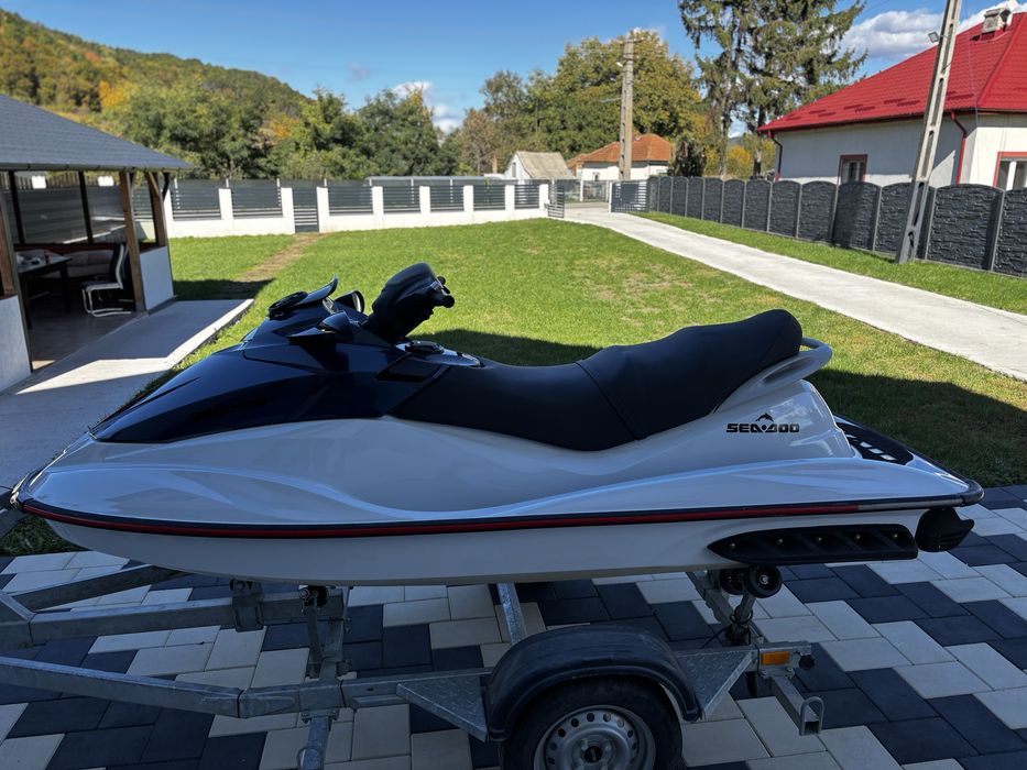 se vinde jetski sea doo wake 155