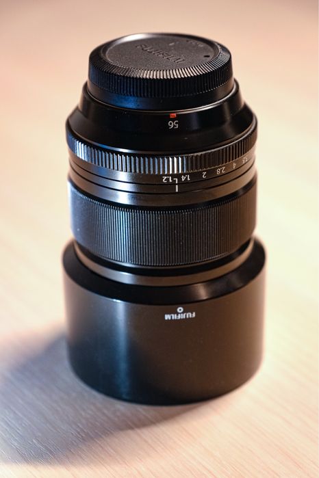 Объектив Fujifilm XF 56mm f/1.2