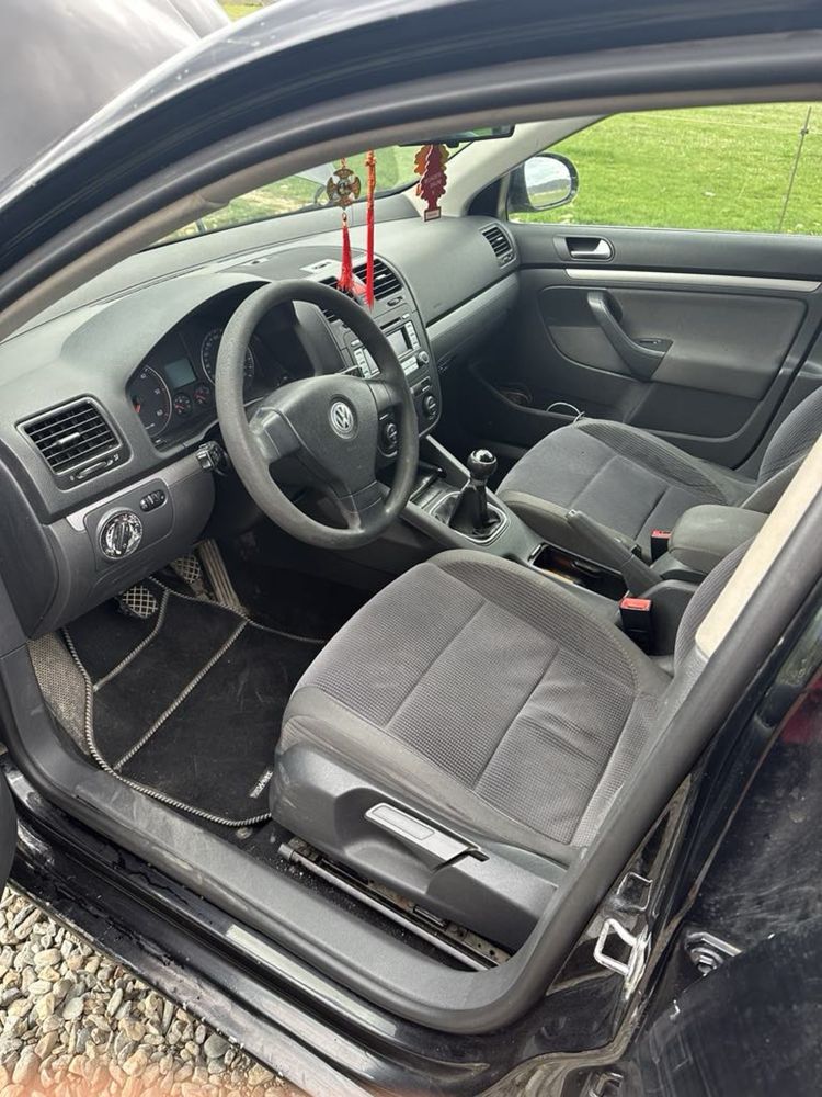 Vand VW Golf 5 2008 lung