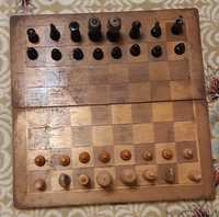 Tablă de Șah și piese