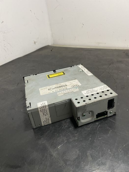 Unitate magazie CD Audi A6 Cd charger Audi A6 C6 4E0035110A