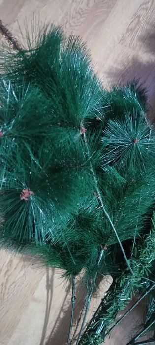 Brad artificial bogat