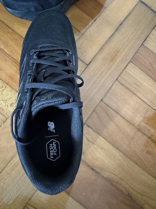 Vand adidasi alergat New Balance Fresh Foam!