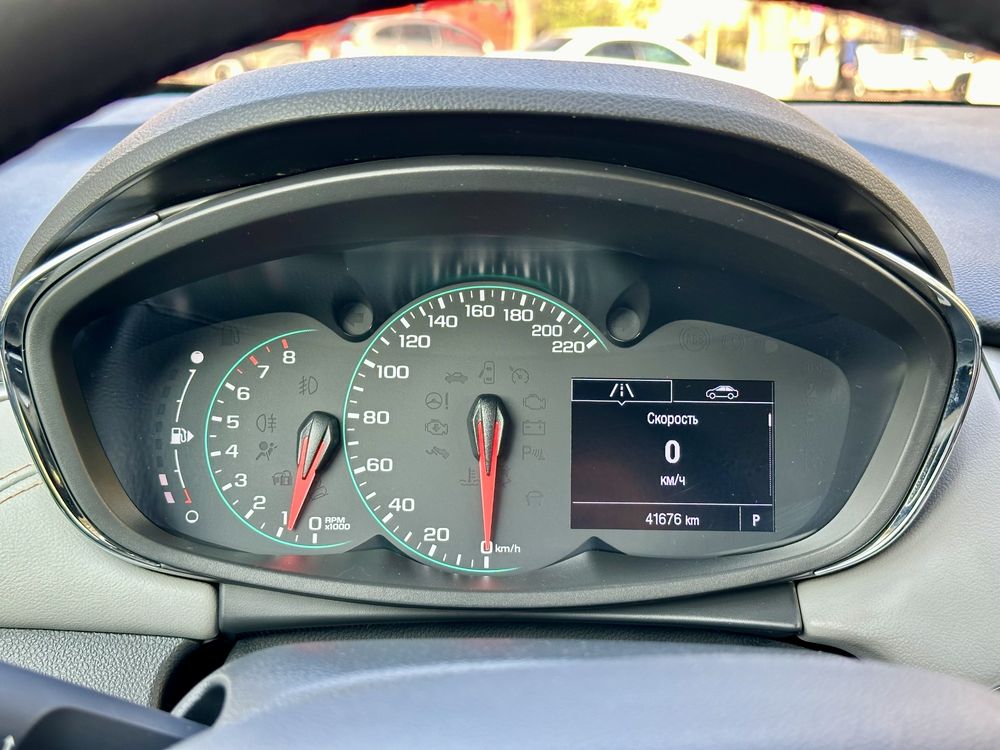 Chevrolet Tracker 1 Premier 2020 (Тоза,Идеал)
