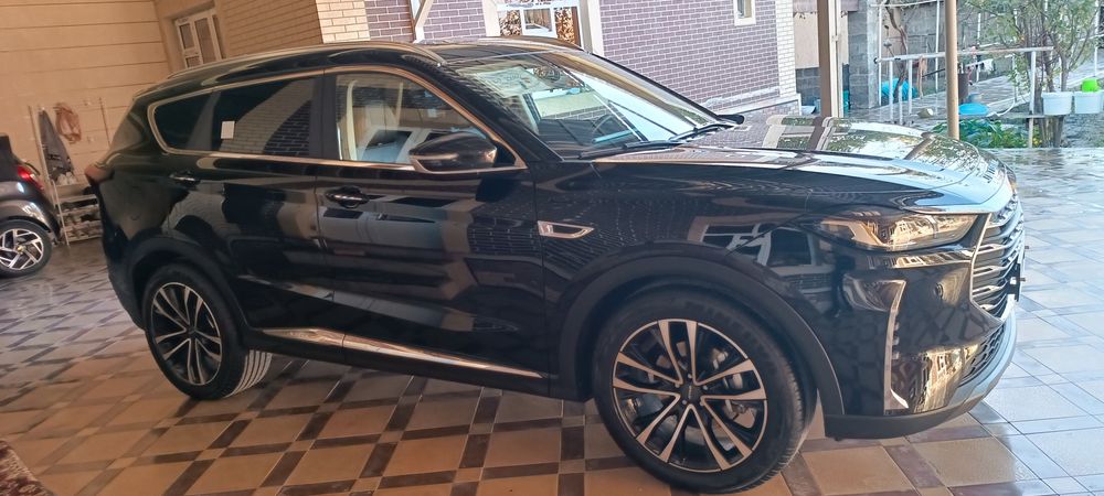 Jetour x70 plus Dubai full version lakshiri