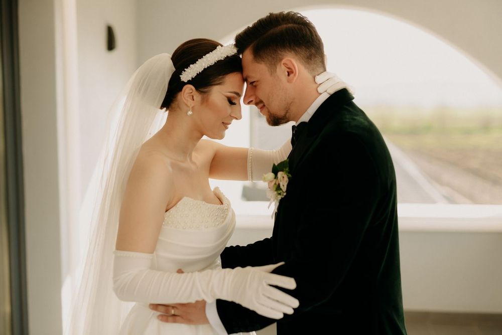 Vand rochie de mireasa