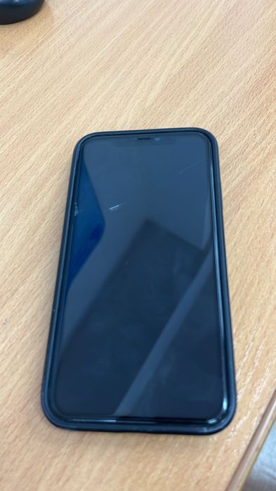 Айфон 11 на 64гб