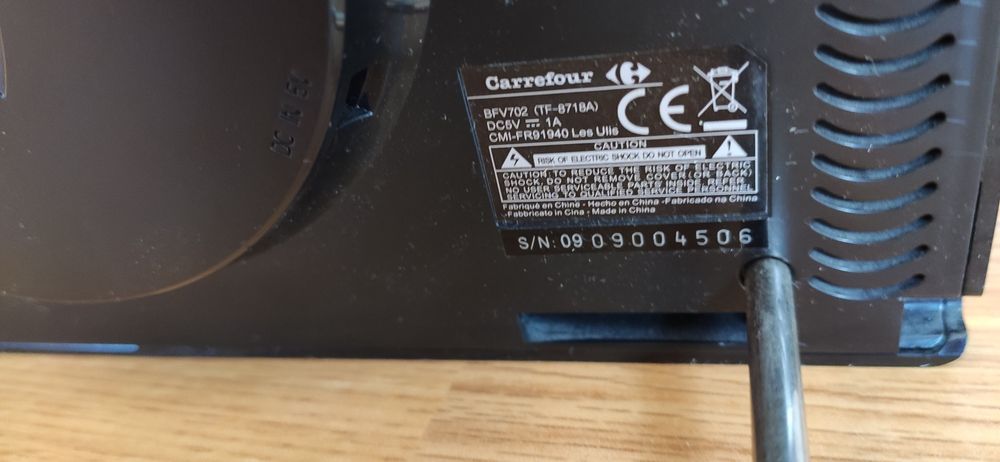 Tastatura,mouse wireless/Rama foto/Baterie externă 5000 mh *nouă*