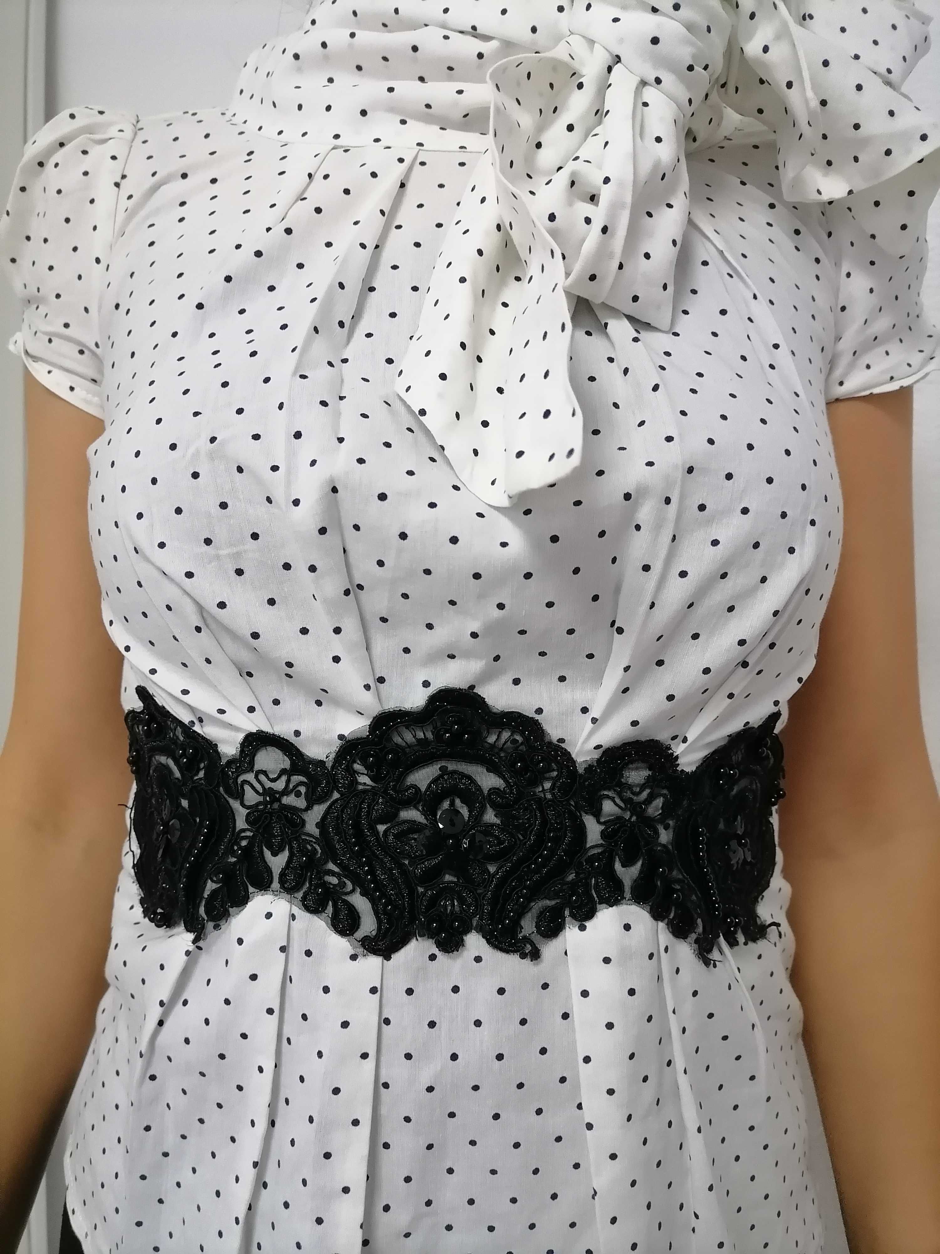 Дамска блуза подходяща за офис или повод