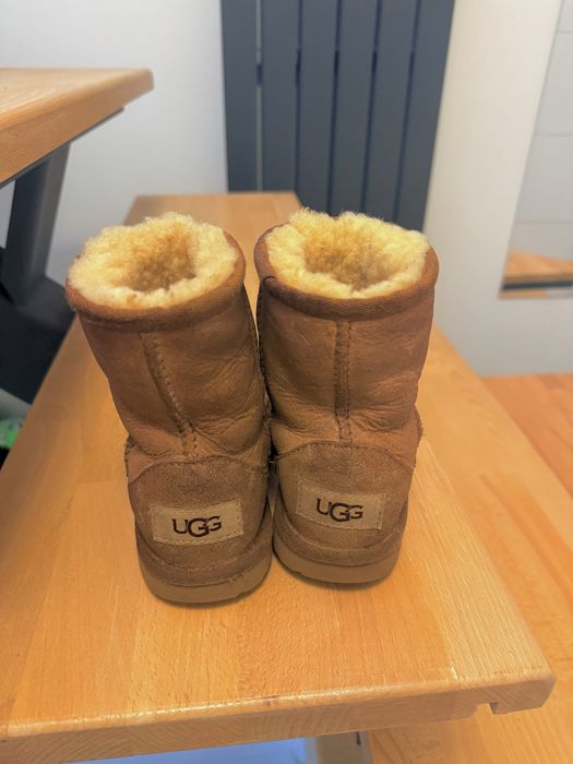 Ugg nr 26 piele si blana naturale