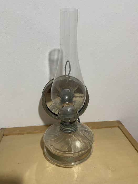 Lampa petrol vintage, cu oglinda
