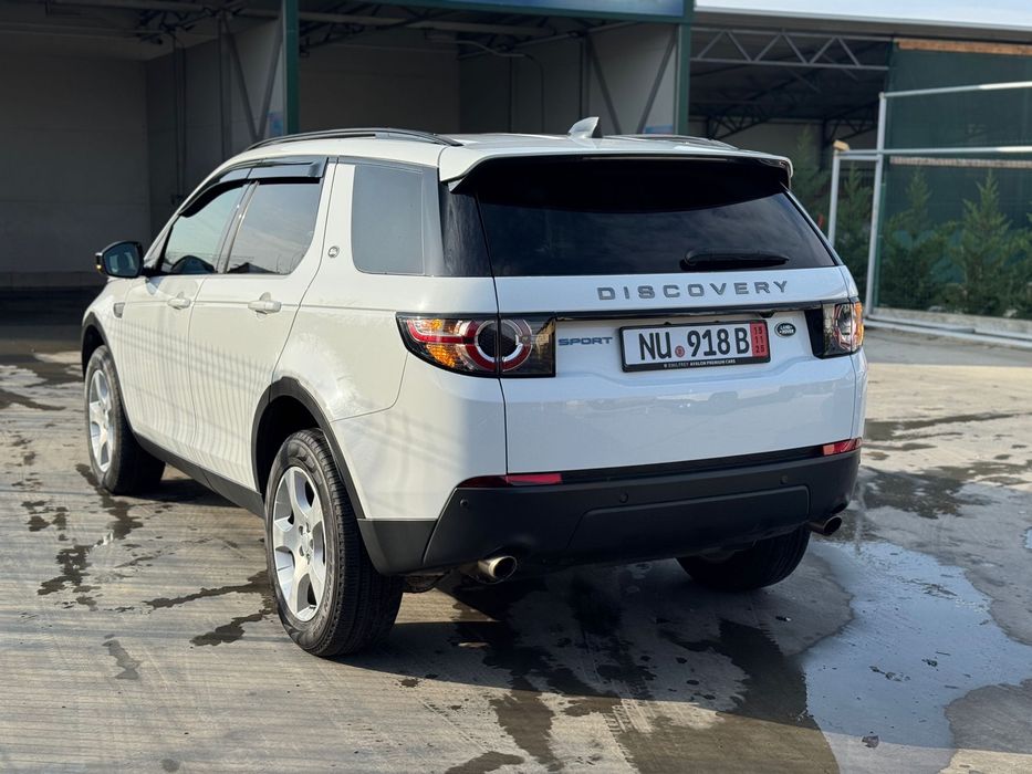 LAND ROVER DISCOVERY SPORT • 2017 • Euro 6 • Impecabil • 2.0 150CP