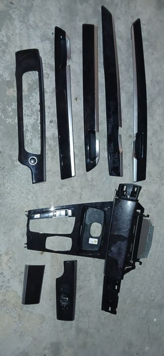 Trimuri BMW Seria 7 F01 F02 LONG
