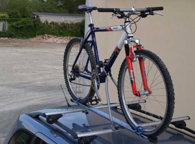 Багажник за велосипед MENABO Huggy Lock със заключване