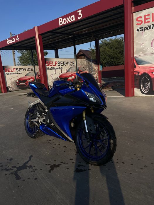 Yamaha yzf r-125
