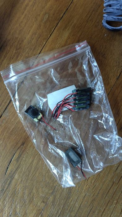 Incarcator handsfree difuzor NOKIA SAMSUNG PHILIPS noi si folosite