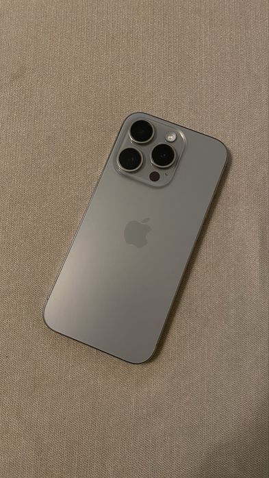 iPhone 15 pro продам