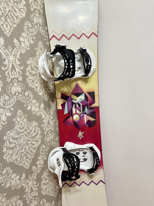 Placa snowboard 150 cm salomon  cu legaturi noi