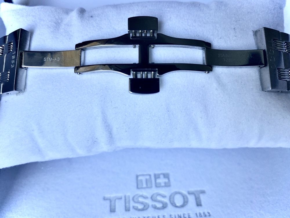 Tissot T-classic automatics III day-date