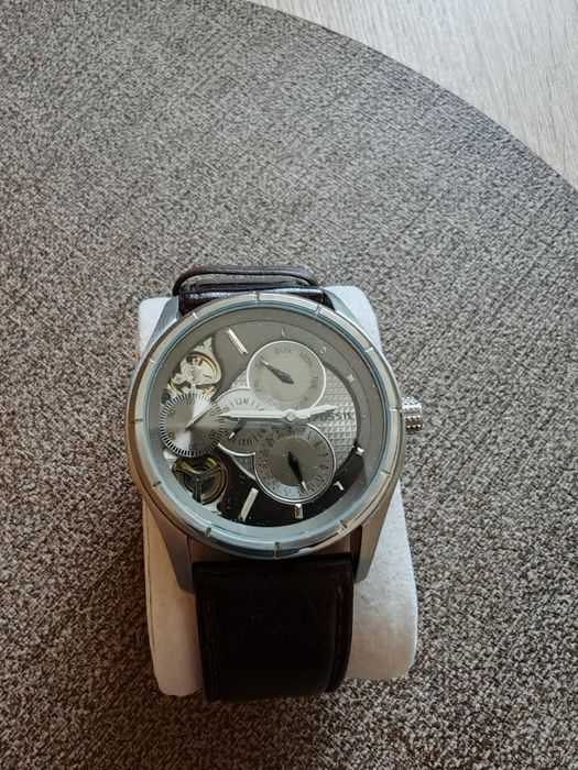 Fossil twist impecabil!