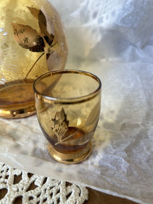 Сервиз Бохемия, ръчно рисуван с позлата, гарафа и 5 чашки
