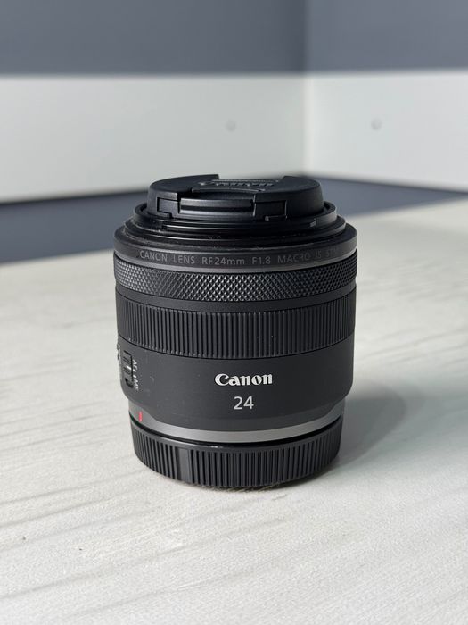 Объектив Canon RF 24mm f1.8