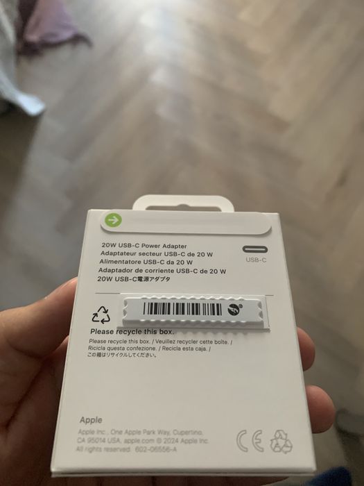 Адаптер Apple новый
