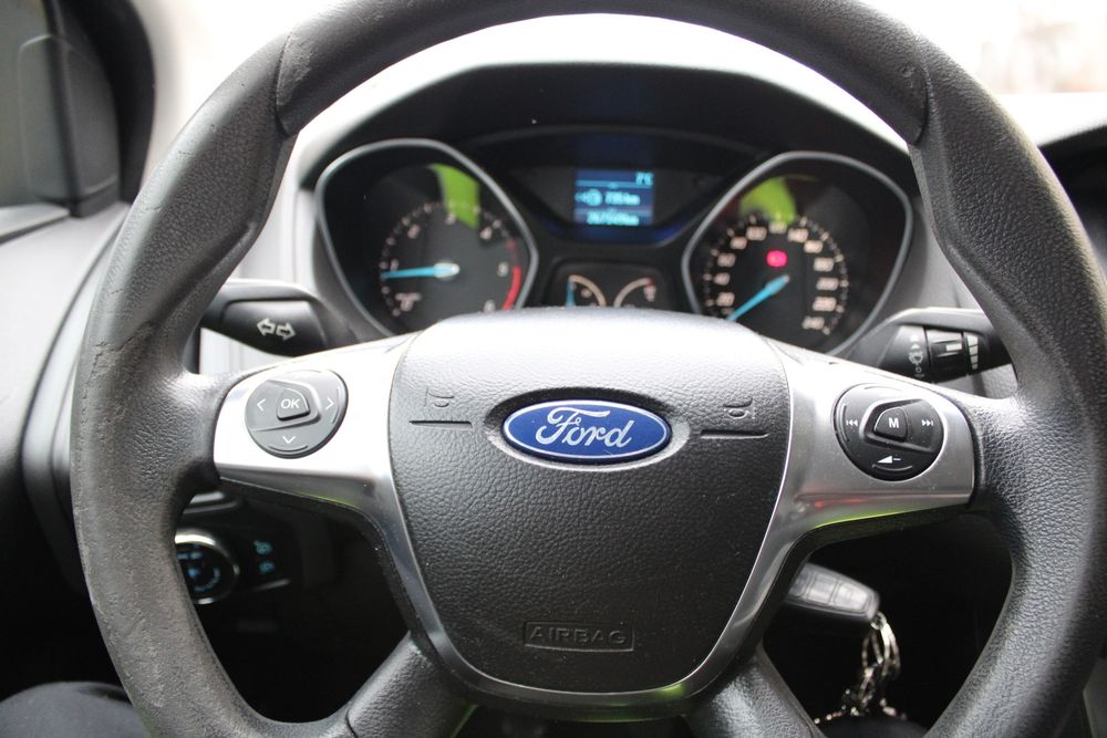 Ford focus mk3  2011  E5