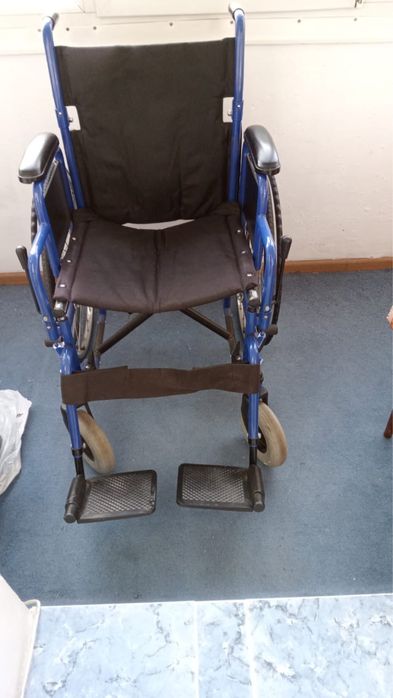 Коляска инвалидная