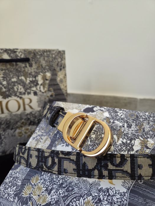 Dior 30 Montaigne Reversible Belt Blue Smooth Calfskin and Oblique