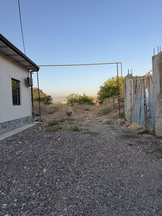 Srochna yer sotiladi bochkada 37 sotix (1sotix=15.000$)