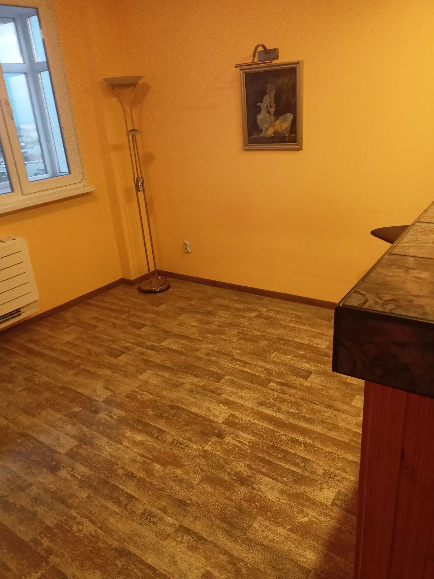 Продавам двустаен апартамент в град Варна