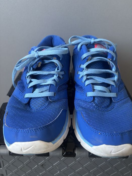 Дамски маратонки NIKE