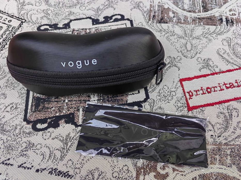 Слънчеви очила Vogue