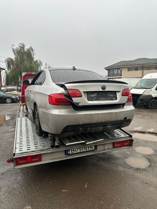 Dezmembrez e92 330xd 2012