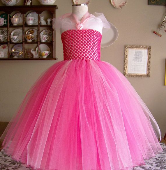 Rochita TUTU Printesa Adormita Aurora roz Zana Buna serbare carnaval