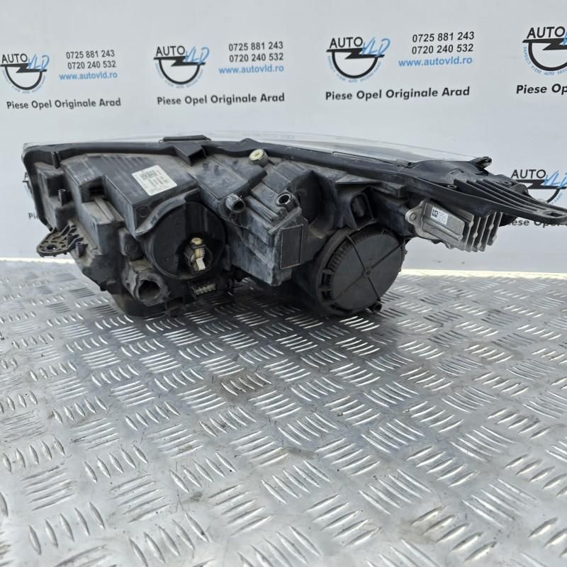 Far dreapta full led Opel Crossland X