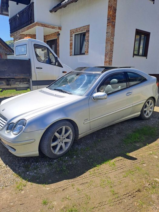 Vand mercedes clc 2.0 benzina kompresor 163 cp din 2001