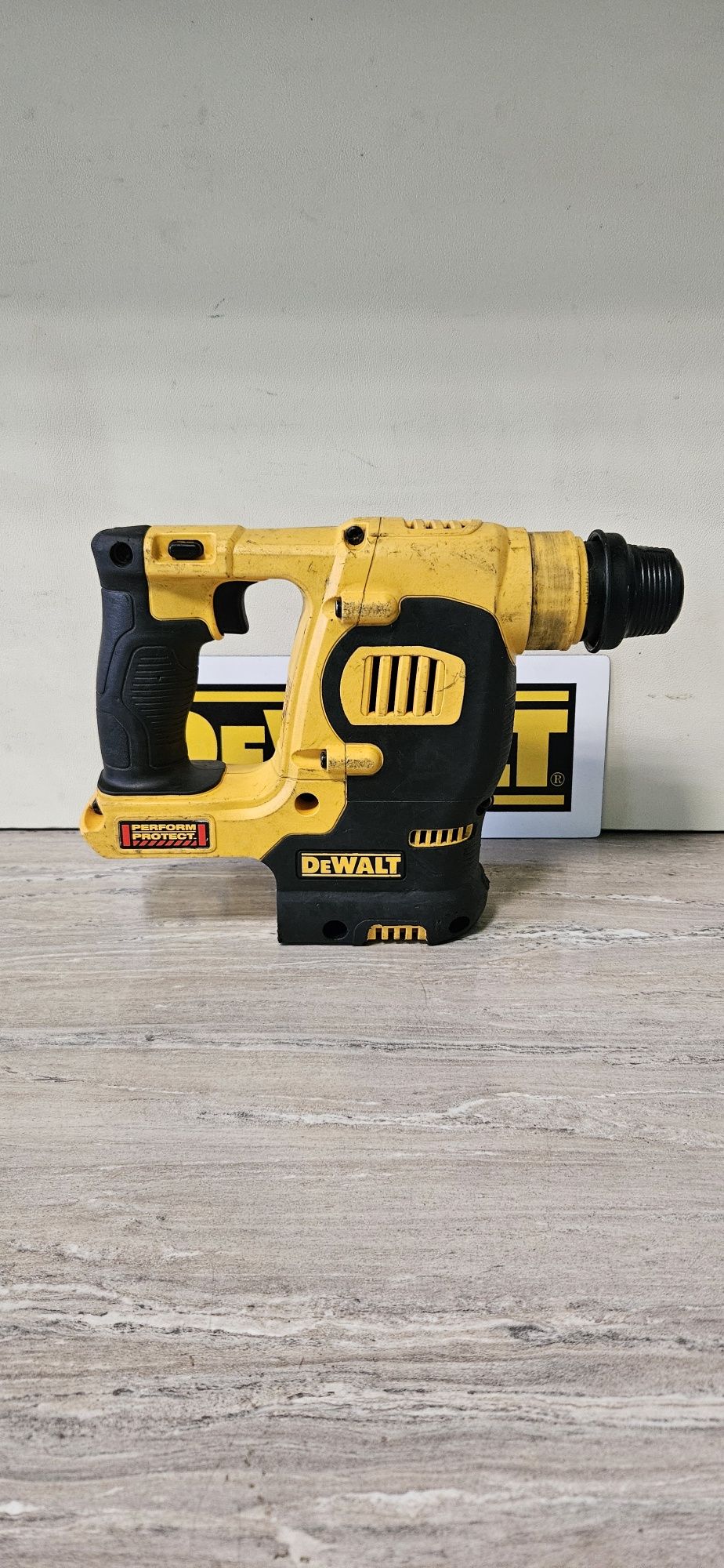 Dewalt Перфоратор DCH253 18V.