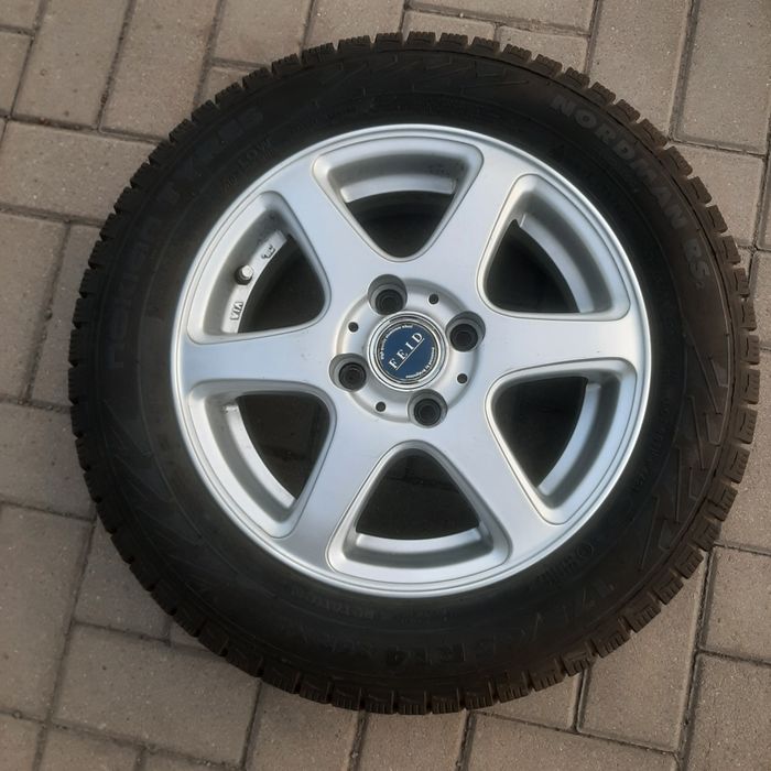 Продам шины с дисками комплект  r14